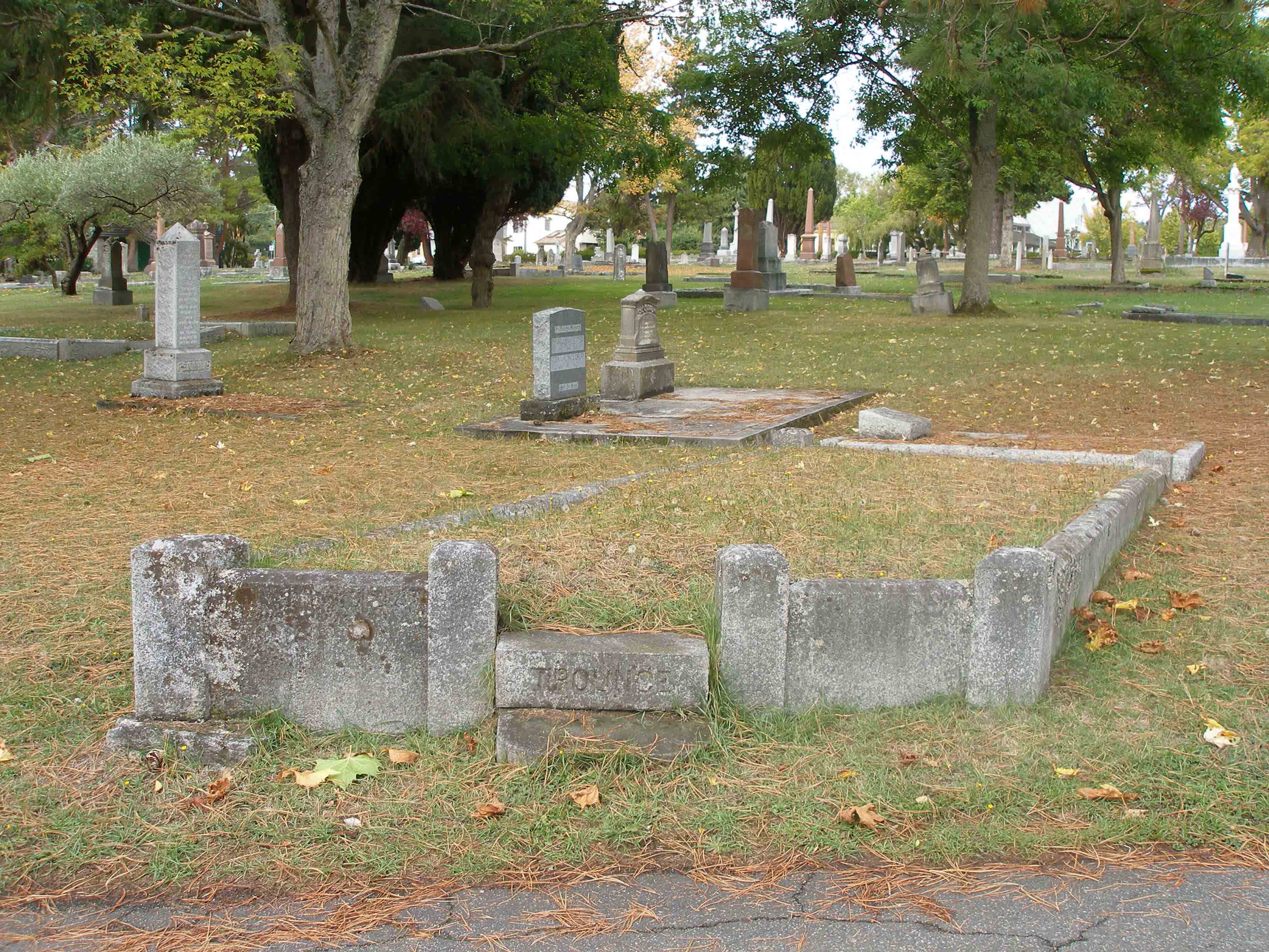 Thomas Trounce grave, Ross Bay cemetery